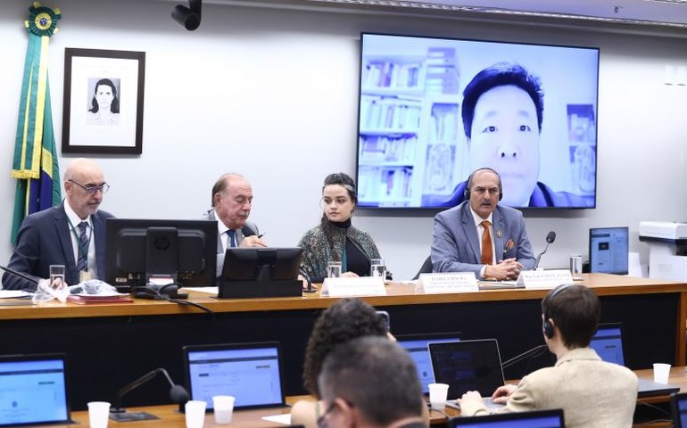 Participantes de debate apontam dependência do Brasil em relação às big techs