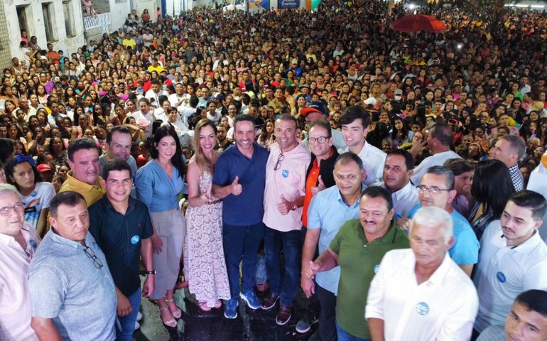 Prefeitura de Major Izidoro realiza uma grande festa para comemorar o Dia das Mães