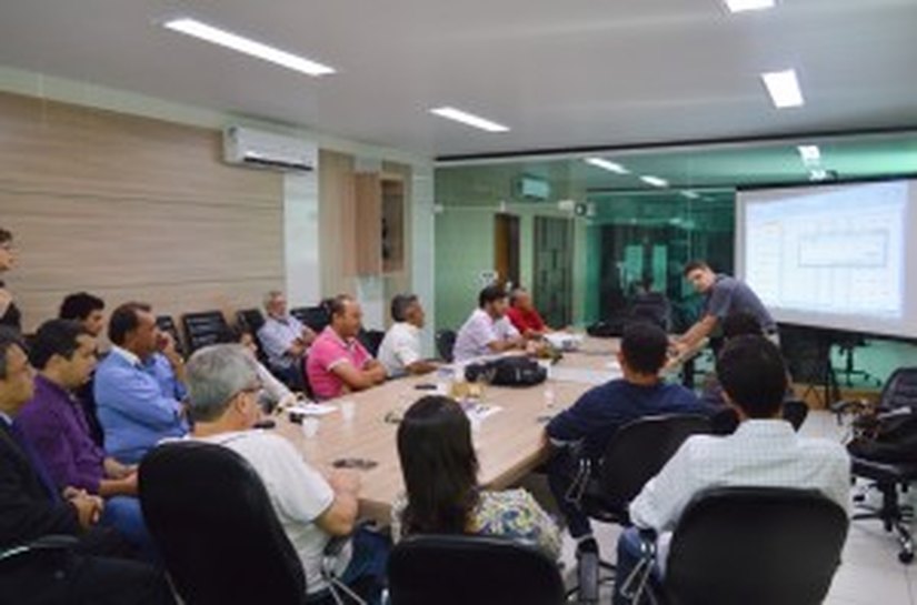 Delmiro reforça a instalação do plano de gestão de resíduos sólidos