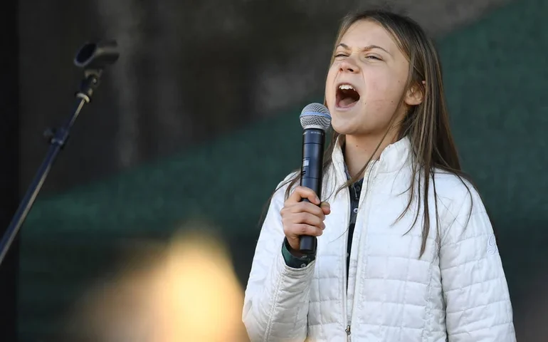 Greta Thunberg chama proposta da COP29 de 'completo desastre' e 'sentença de morte'