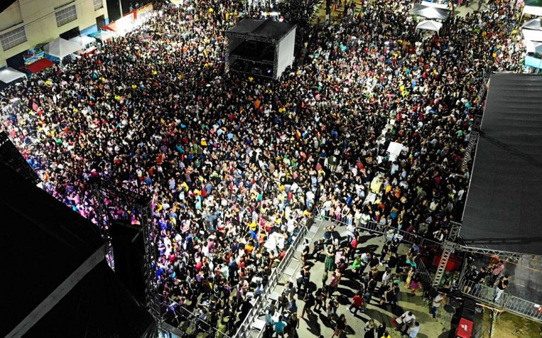 Baby Som, Lucas Firmino e Eric Land animam Forró para Nossa Gente em Viçosa