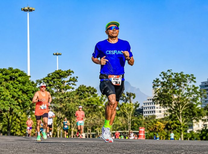 De colaborador do Cesmac a exemplo de superação: Wal conquista recorde pessoal na Maratona do Rio 2026
