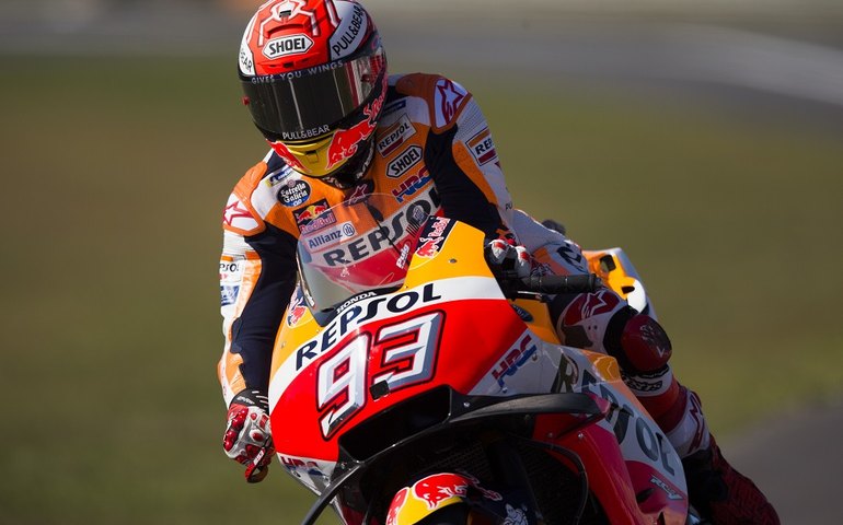 Marc Márquez domina o primeiro dia de treinos para a etapa da Espanha de MotoGP