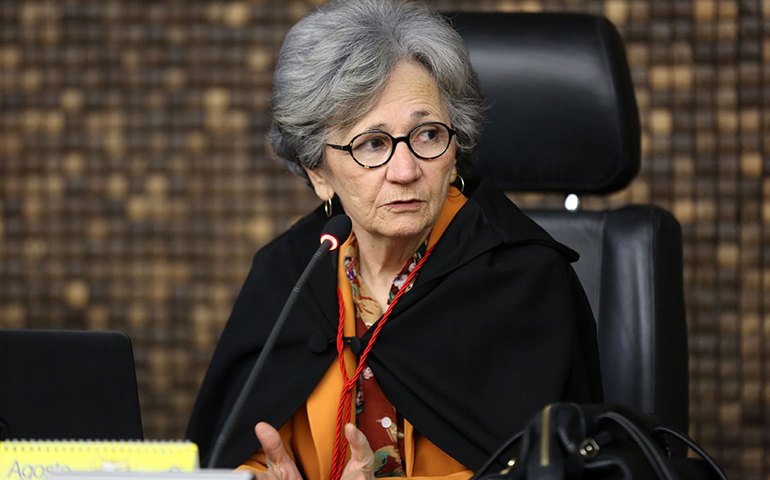 Justiça mantém bloqueio das contas do prefeito de Porto Real do Colégio