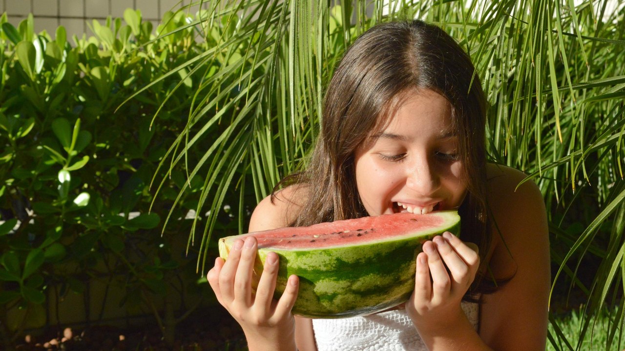 Nutricionista do Hospital da Criança de Alagoas orienta os pais sobre a alimentação dos pequenos no verão