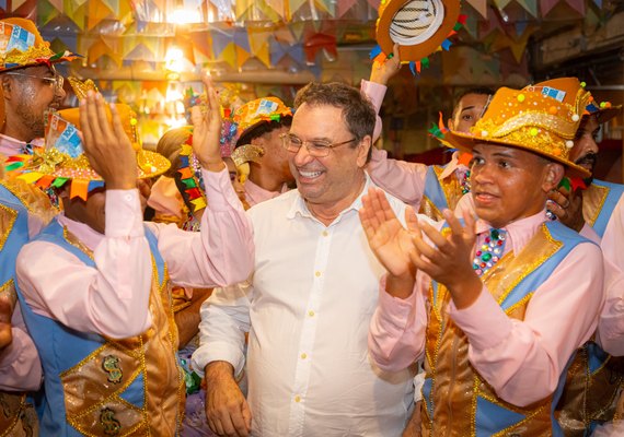 Prefeito Luciano destaca participação popular na abertura dos arraiás comunitários de Arapiraca