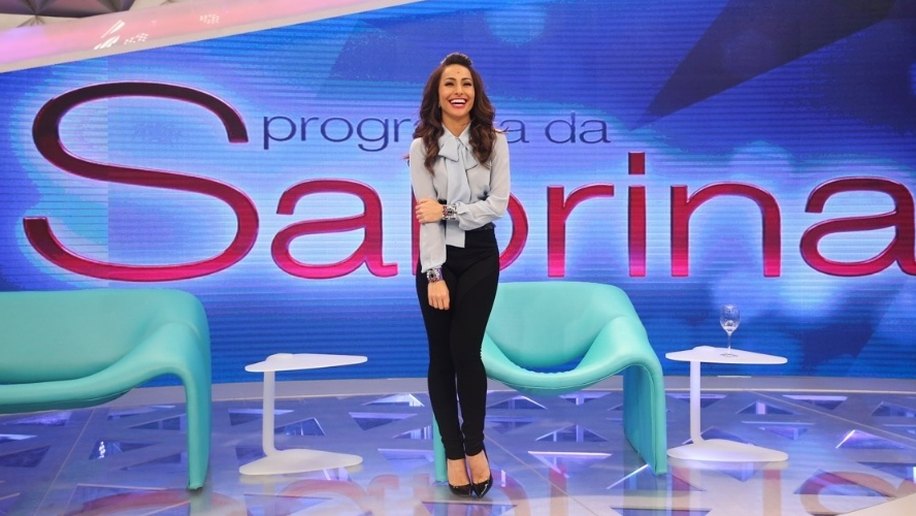 Record tenta convencer Sabrina Sato de mudanças em programa