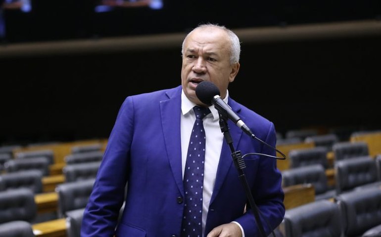 Comissão aprova selo para estabelecimento que tenha ponto de apoio para caminhoneiro