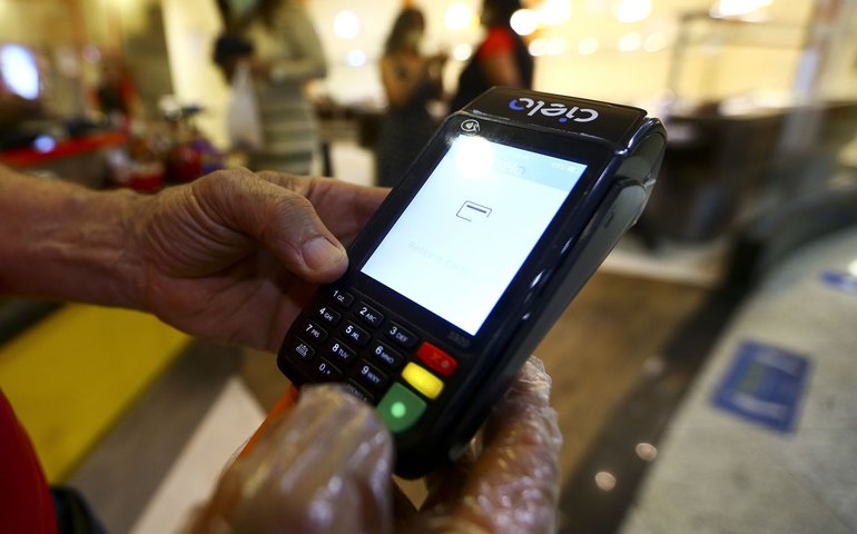 De cashback a cupons de descontos:  conheça 10 aplicativos que ajudam o consumidor a economizar