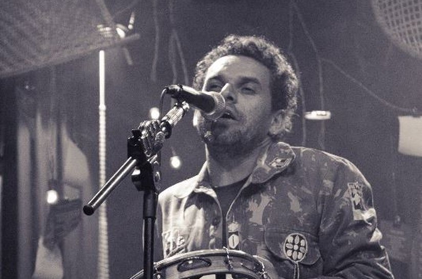 Teatro Jofre Soares recebe no sábado recital “Poesia da Beira da Lagoa”