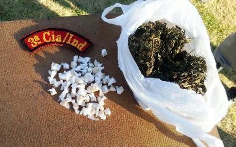 Porto Calvo: PM detém menor com droga em transporte complementar