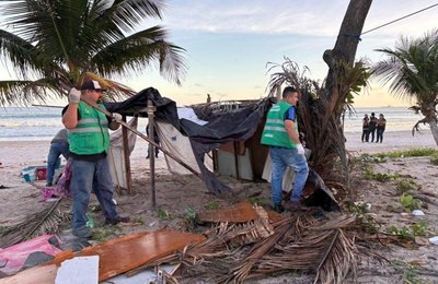 Segurança Cidadã retira estruturas irregulares e fogueiras na Praia da Avenida