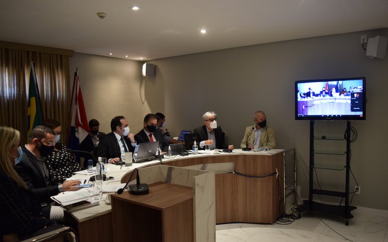 Audiência debate danos em vias públicas causados por obras de saneamento