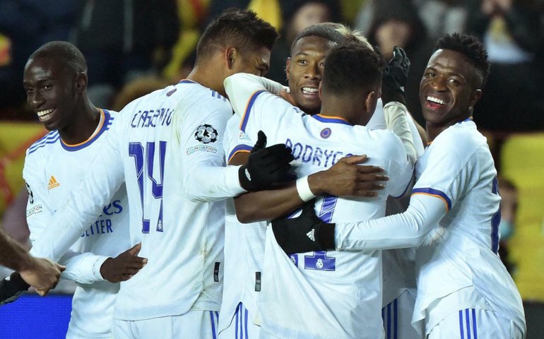 Militares são condecorados com a Comenda Sargento Adeildo