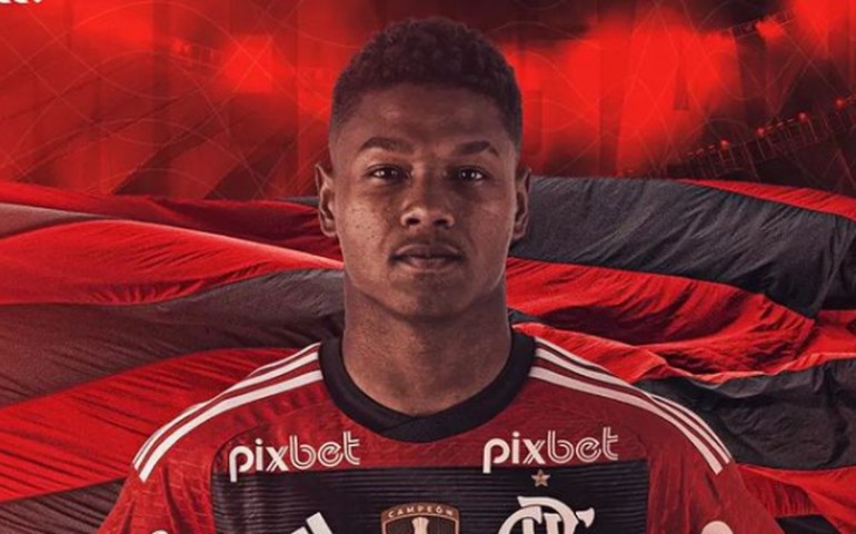Flamengo vende Matheus França ao Crystal Palace por R$ 107 milhões e mais bonificações