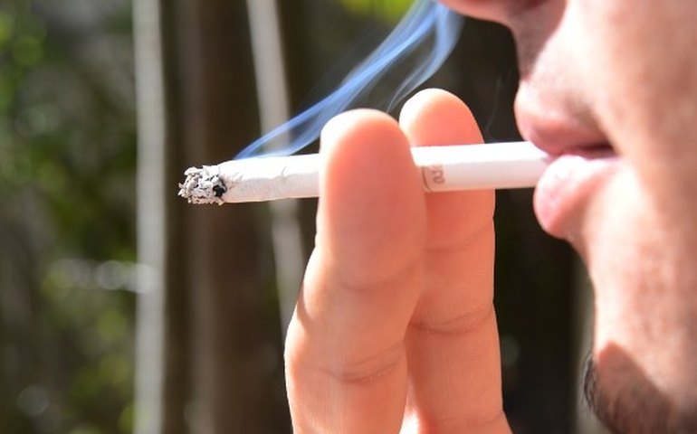 Nova Zelândia aprova lei que proíbe venda de cigarro para futuras gerações