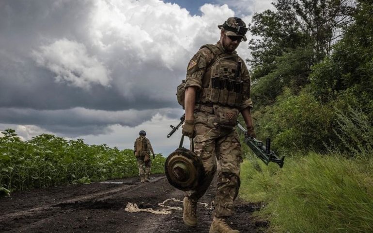 UE debate novo plano de US$ 20 bilhões para aumentar a ajuda militar à Ucrânia