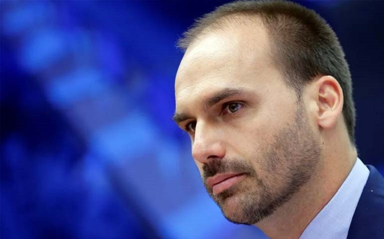 ‘Tem de ter algum tipo de diálogo’, diz Eduardo Bolsonaro sobre cargos ao Centrão