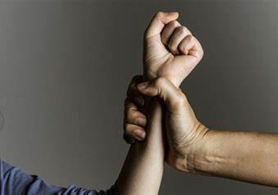 Violência Contra Crianças e Adolescentes no Brasil: Um Panorama Alarmente