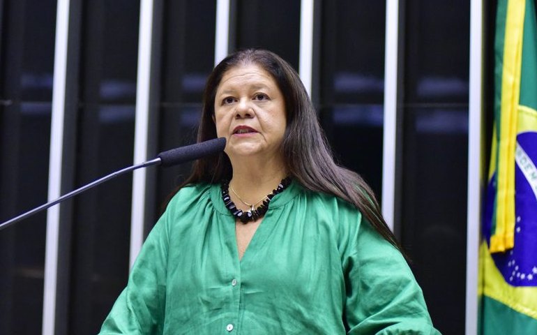 Comissão aprova projeto que torna crime o assédio a adolescentes