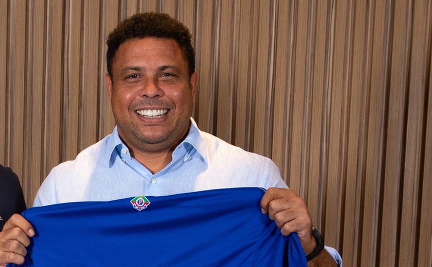 Em clima de despedida de Ronaldo, Cruzeiro dá resposta ao torcedor e bate Vitória em casa