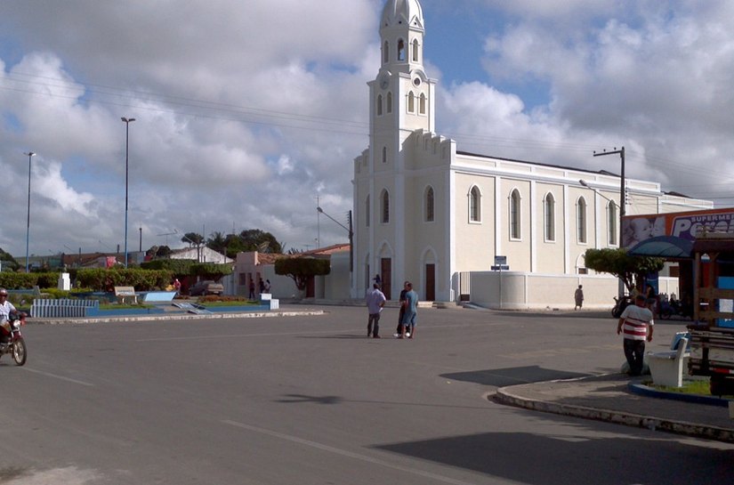 Junqueiro comemora 69 anos de emancipação; prefeito inaugura obras