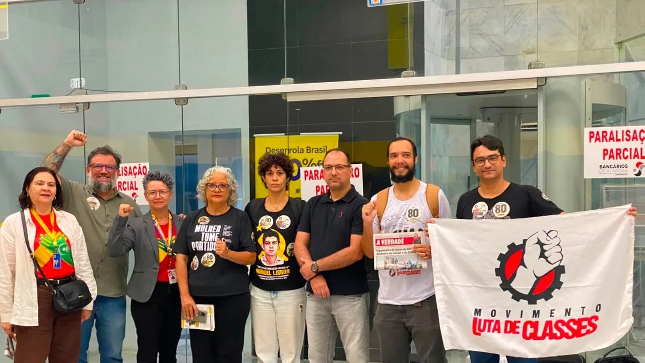 Lenilda Luna realiza ato em prol da categoria bancária