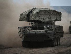 Exército russo atinge locais de testes de robôs terrestres ucranianos, diz Ministério da Defesa