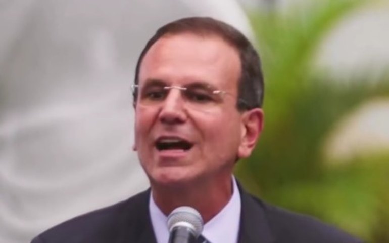 PT do Rio declara apoio a Eduardo Paes para o governo e lança Benedita ao Senado