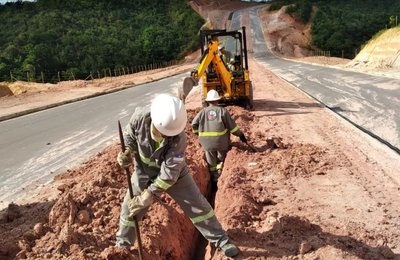 Ilumina inicia primeira etapa de obras de iluminação pública na nova via de acesso ao aterro sanitário