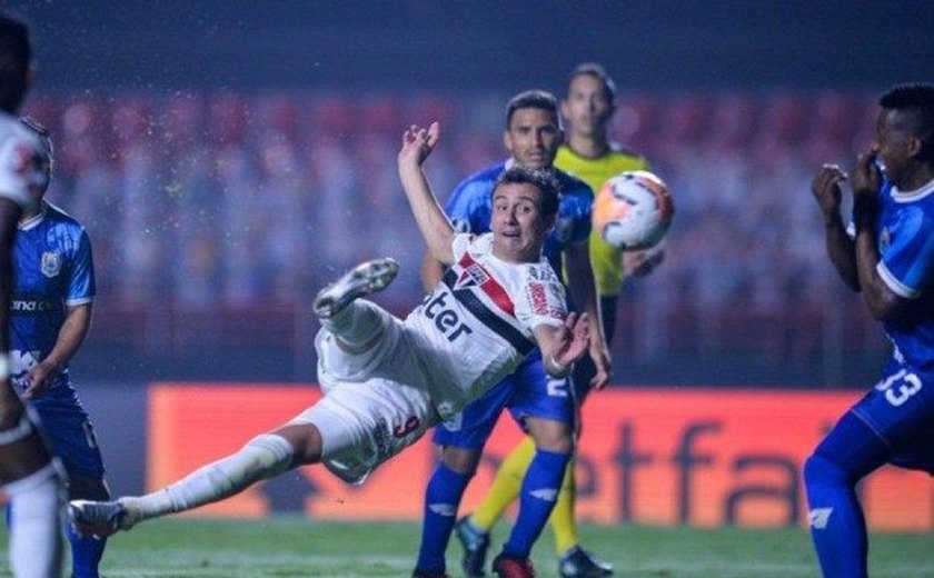 Fora da Libertadores, São Paulo goleia Binacional e vai disputar a Sul-Americana