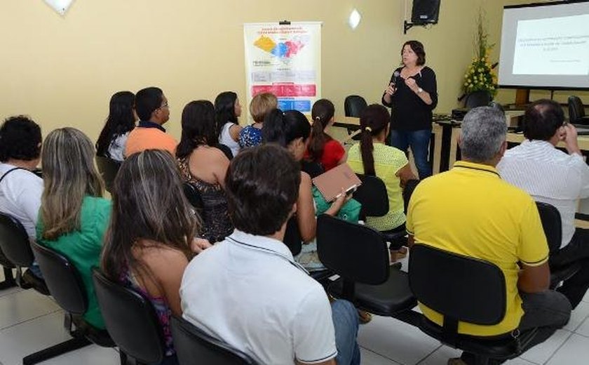 Cerest Estadual capacita técnicos municipais sobre identificação dos fatores de risco no ambiente de trabalho