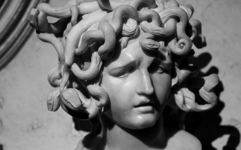 ‘Medusa’ traz um grito feminista