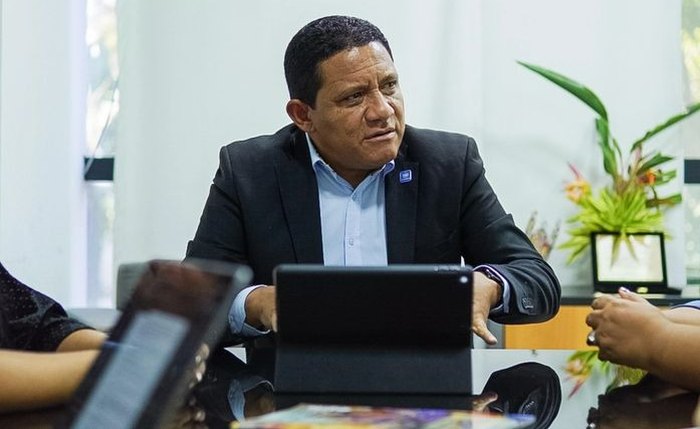 Secretário da SERFI, Julio Cezar