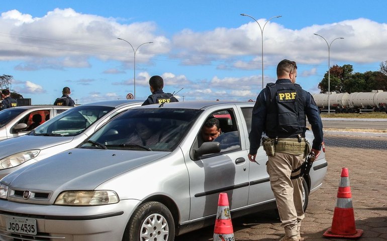 PRF lança Operação Rodovida com lema 'Desacelere'
