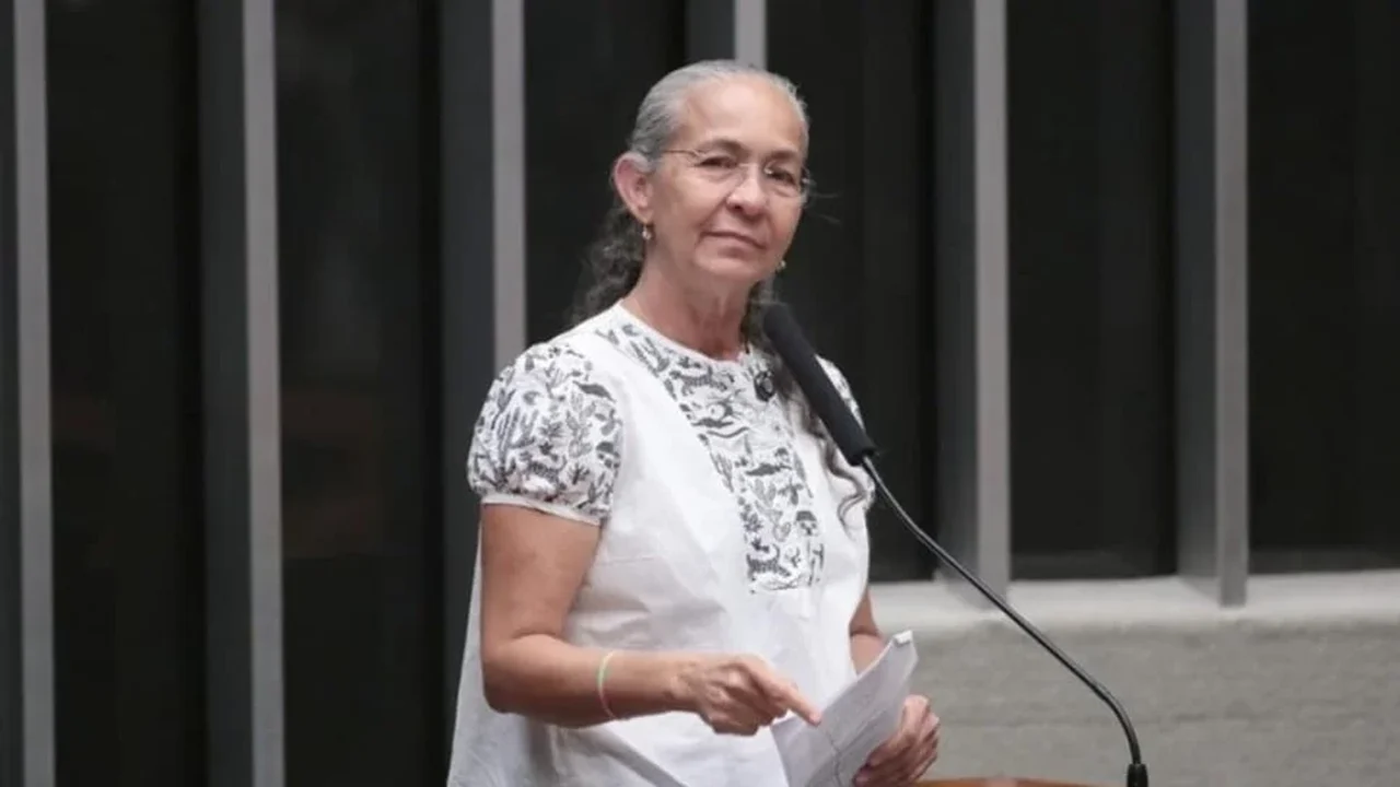 Heloísa Helena, deputada federal da Rede, celebra decisão de Flávio Dino contra revalidação do orçamento secreto