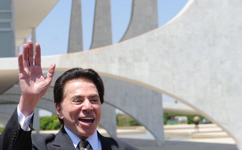 Políticos e entidades empresariais lamentam morte de Silvio Santos -