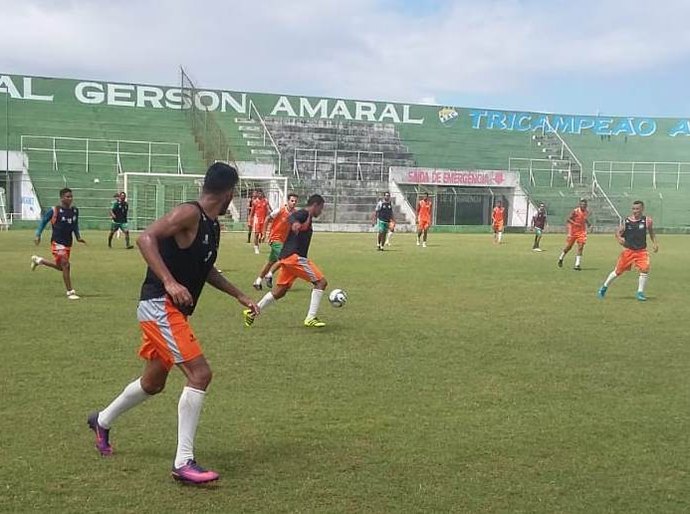Recreativo fecha semana de preparação do Coruripe para pegar Dimensão Capela