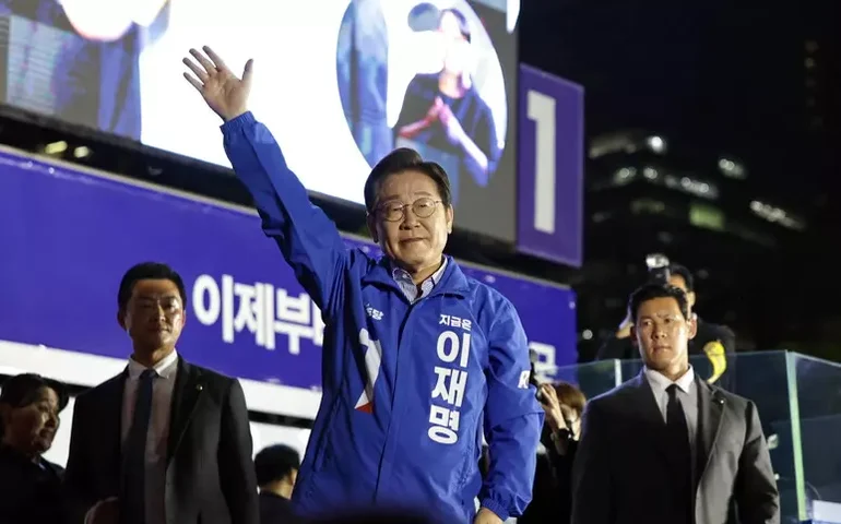 Boca de urna dá vitória a progressista na Coreia do Sul