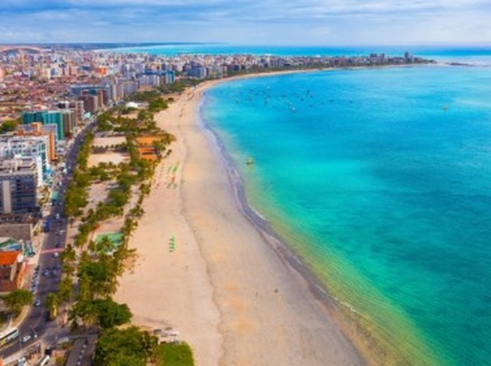 Semptur inaugura nove pontos de Wi-Fi na orla de Maceió