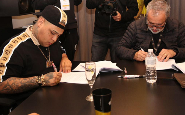 Warner Music assina com funkeiro MC Ryan SP