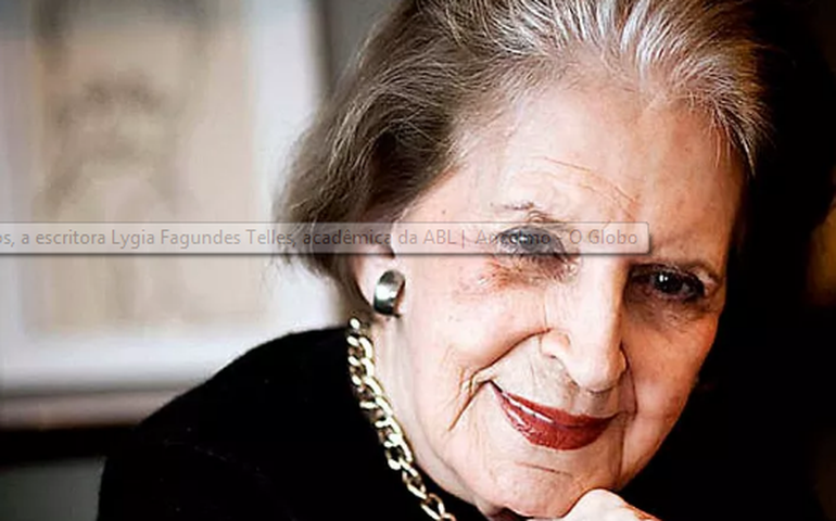 Escritora Lygia Fagundes Telles morreu aos 103, diz documento
