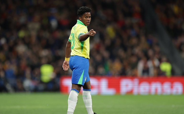 Empate entre Brasil e Espanha ganha destaque em capas de jornais espanhóis; veja