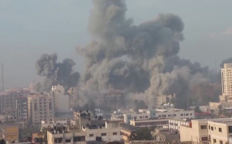 Brasileiros relatam noite de pânico com bombardeios em Rafah: ‘Todos morrerão aqui’
