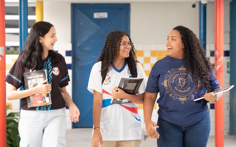 Mais de 175 mil estudantes da Rede Estadual voltam às aulas nesta terça-feira (2)