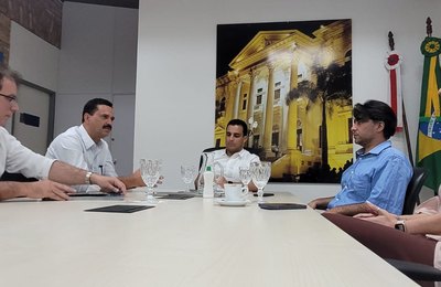 Galba Netto se reúne com presidente do Conagreste para discutir benefícios para produtores