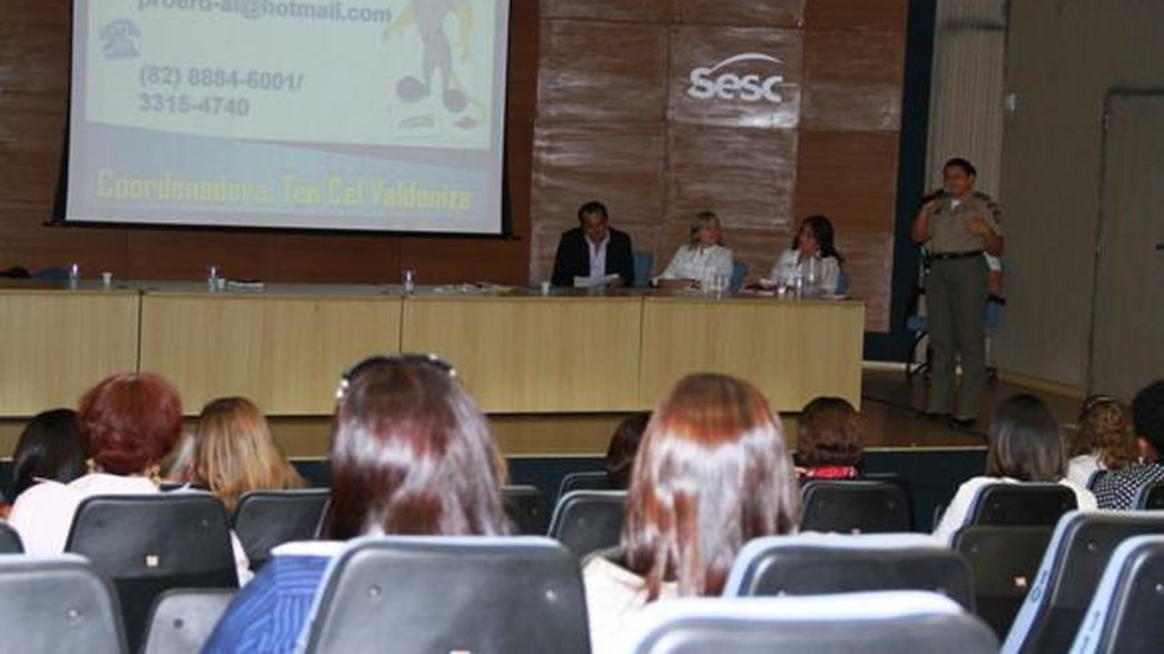 Fórum de combate à violência nas escolas aprova medidas