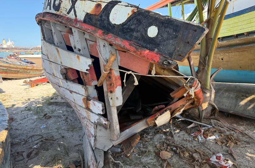 Prefeitura vai retirar embarcações e objetos abandonados no Centro Pesqueiro do Jaraguá