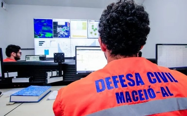 Defesa Civil alerta para período com grande volume de chuvas em Alagoas