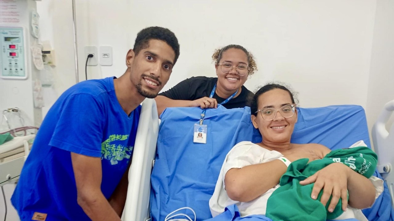 Central de Intérpretes de Libras garante mais um parto acessível à pessoa surda